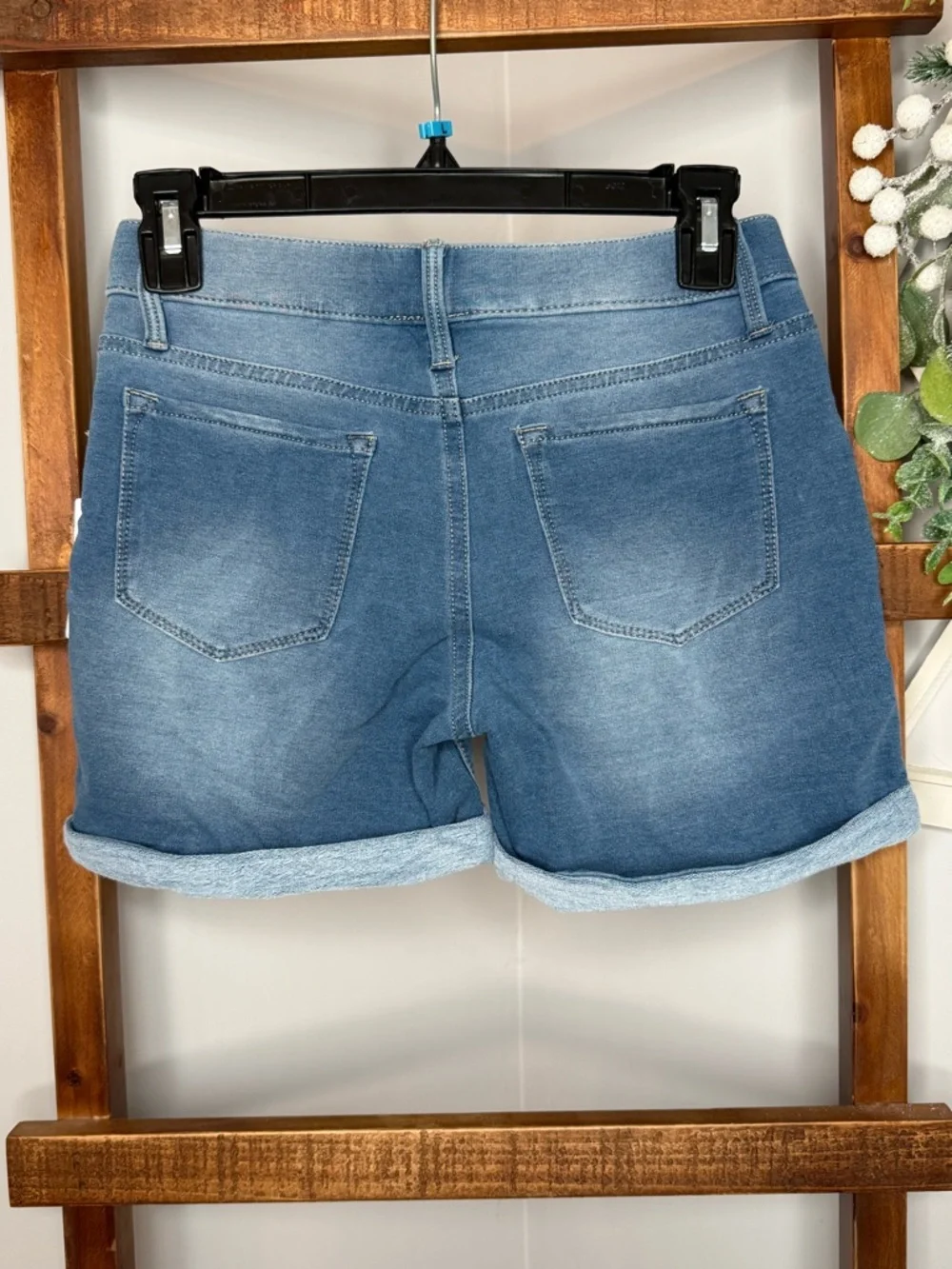 Girls Tommy Bahama Knit Pull-On Jegging Shorts